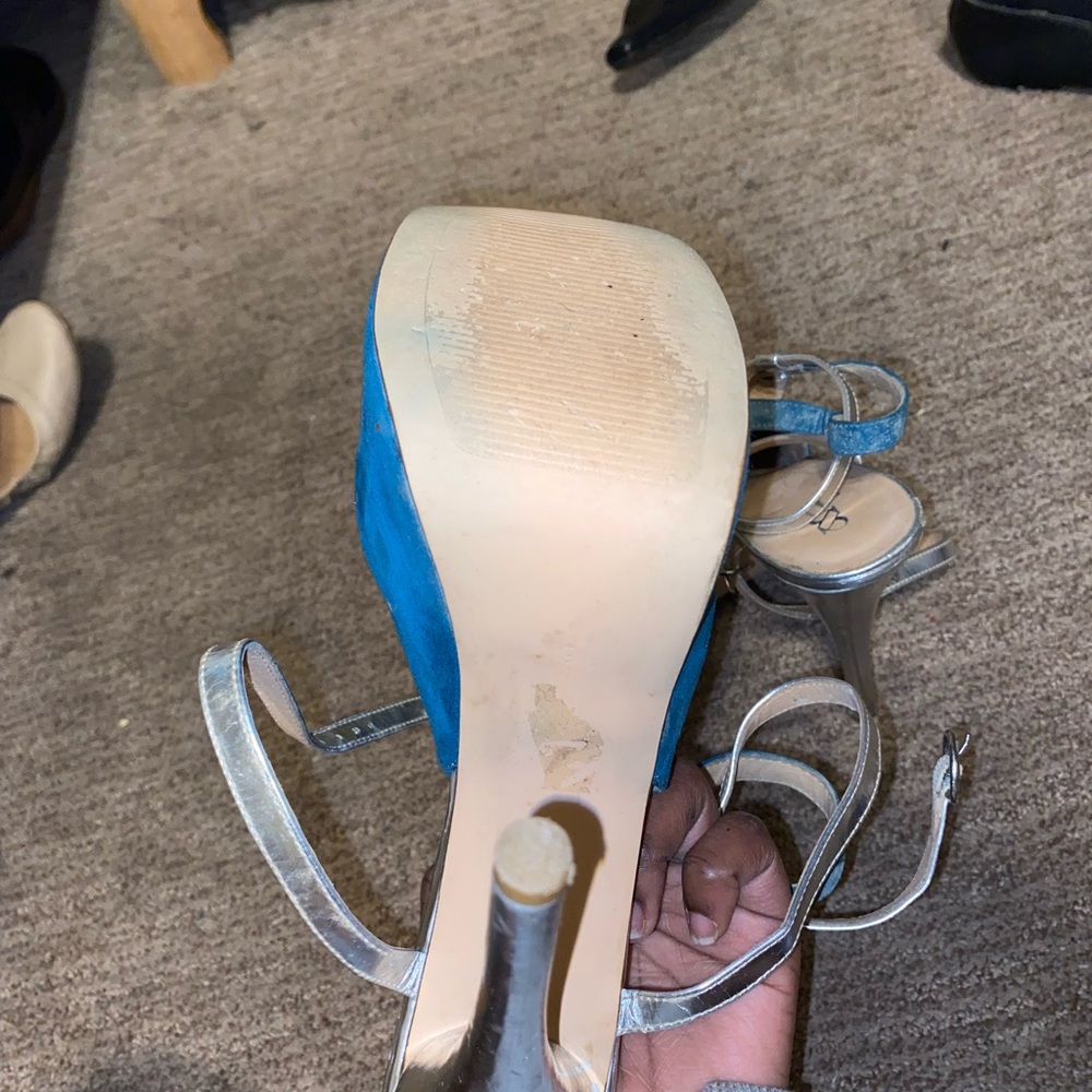 Size 9 - Picture 4 of 4